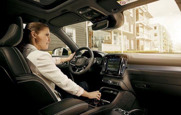Volvo yeni nesil bilgi ve eğlence sistemi için Google ile anlaştı