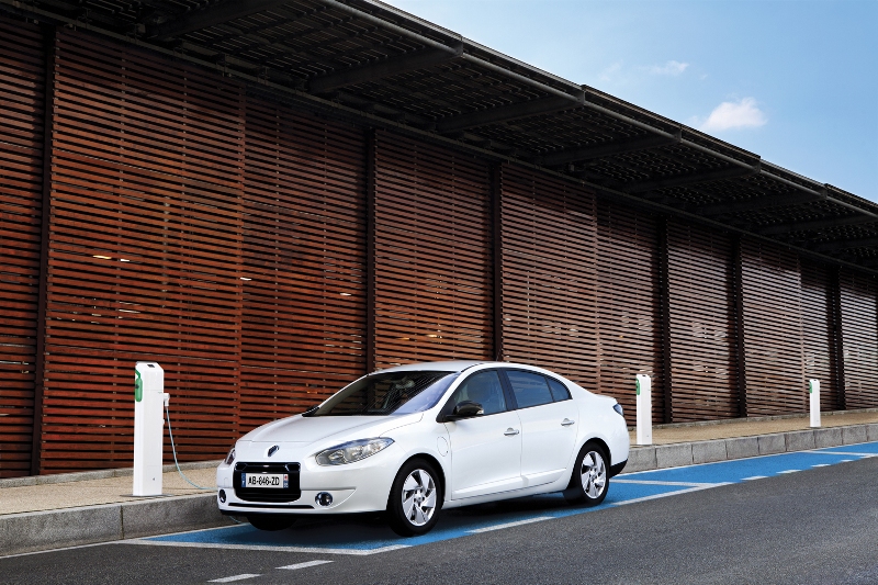 Elektrik motorlu Fluence Z.E. 60.000TL fiyat ile  satışa sunuluyor!
