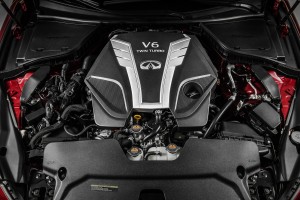 NASHVILLE (Dec. 15, 2015) – Infiniti’s new compact, lightweight 3.0-liter V6 twin-turbo engine is the most advanced V6 engine that the brand has ever offered, striking an ideal balance between drivability, efficiency, and performance. The 3.0-liter V6 twin-turbo is an all-new engine from the new and exclusive VR-series powertrain family, born out of the brand’s longstanding heritage of V6 powertrain production. The new engine has been engineered to empower the driver and offer increased power and torque and higher levels of efficiency than any comparable predecessors from the company.