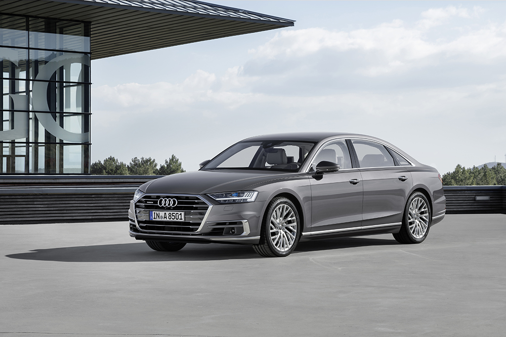 Yeni Audi A8 Lüks Sınıfın Geleceğini Belirleyecek