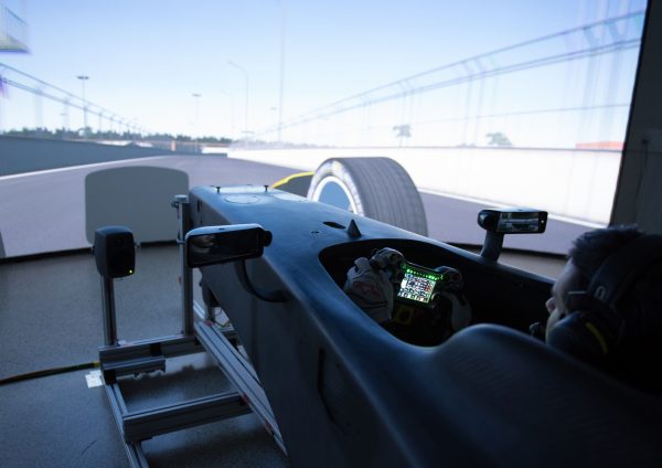 Audi pilotları Formula E’ye simülatörle hazırlanıyor