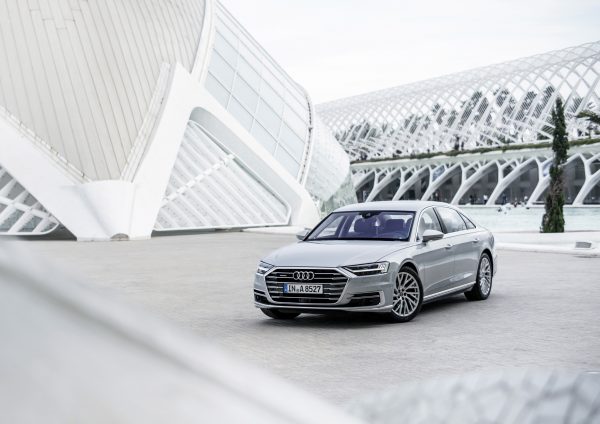 “Dünyada Yılın Lüks Otomobili”: Yeni Audi A8