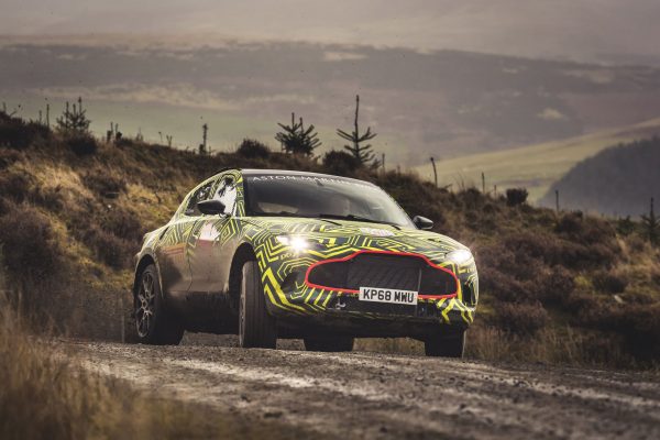 Aston Martin de kervana katılıyor: DBX