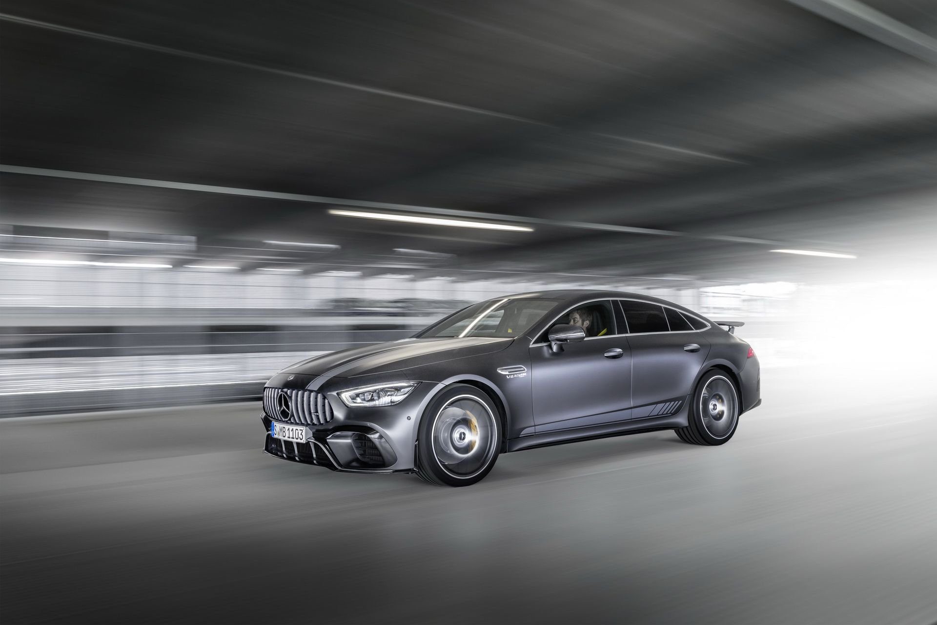 Mercedes-AMG GT 63 S Edition 1 süperspor performansıyla geliyor