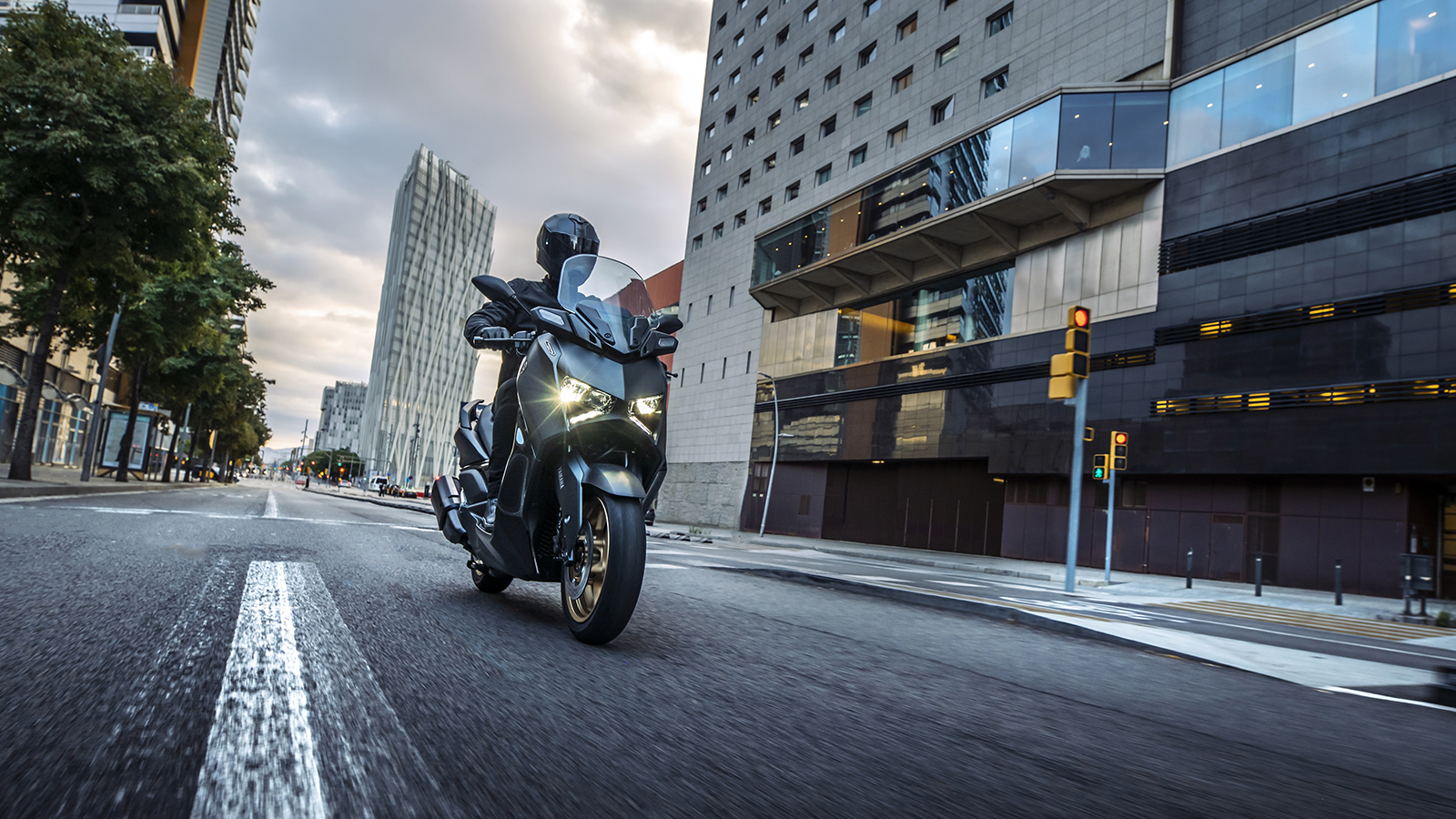 YENİ XMAX 250 SATIŞA ÇIKTI