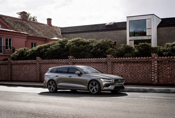 Volvo Cars, çok yönlü aile station modeli, yeni V60’ı sunar
