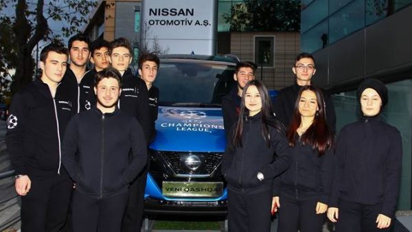 Nissan’dan futbol taraftarlarına özel sürpriz