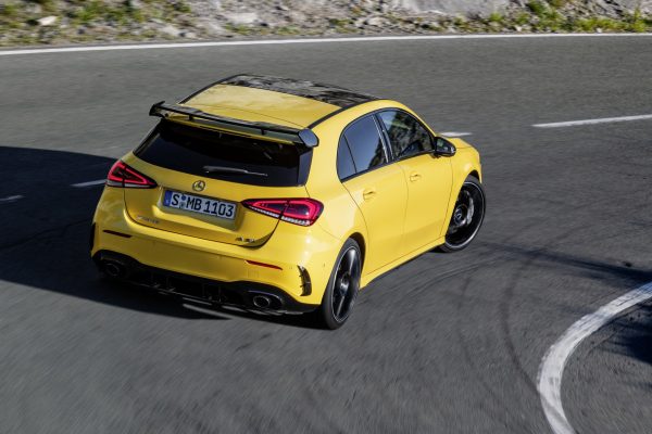 Ateşli Mercedes-AMG A35 4MATIC tanıtıldı