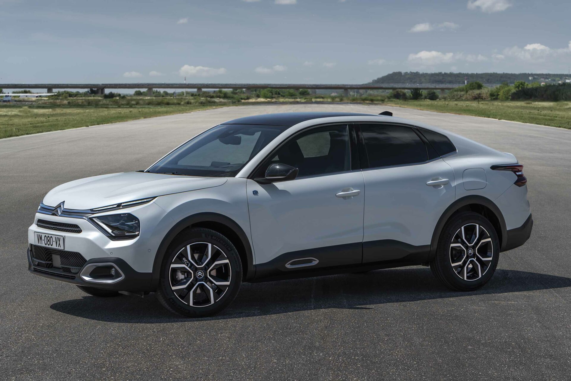 YENİ CITROËN C4X OCAK’TA TÜRKİYE’DE!