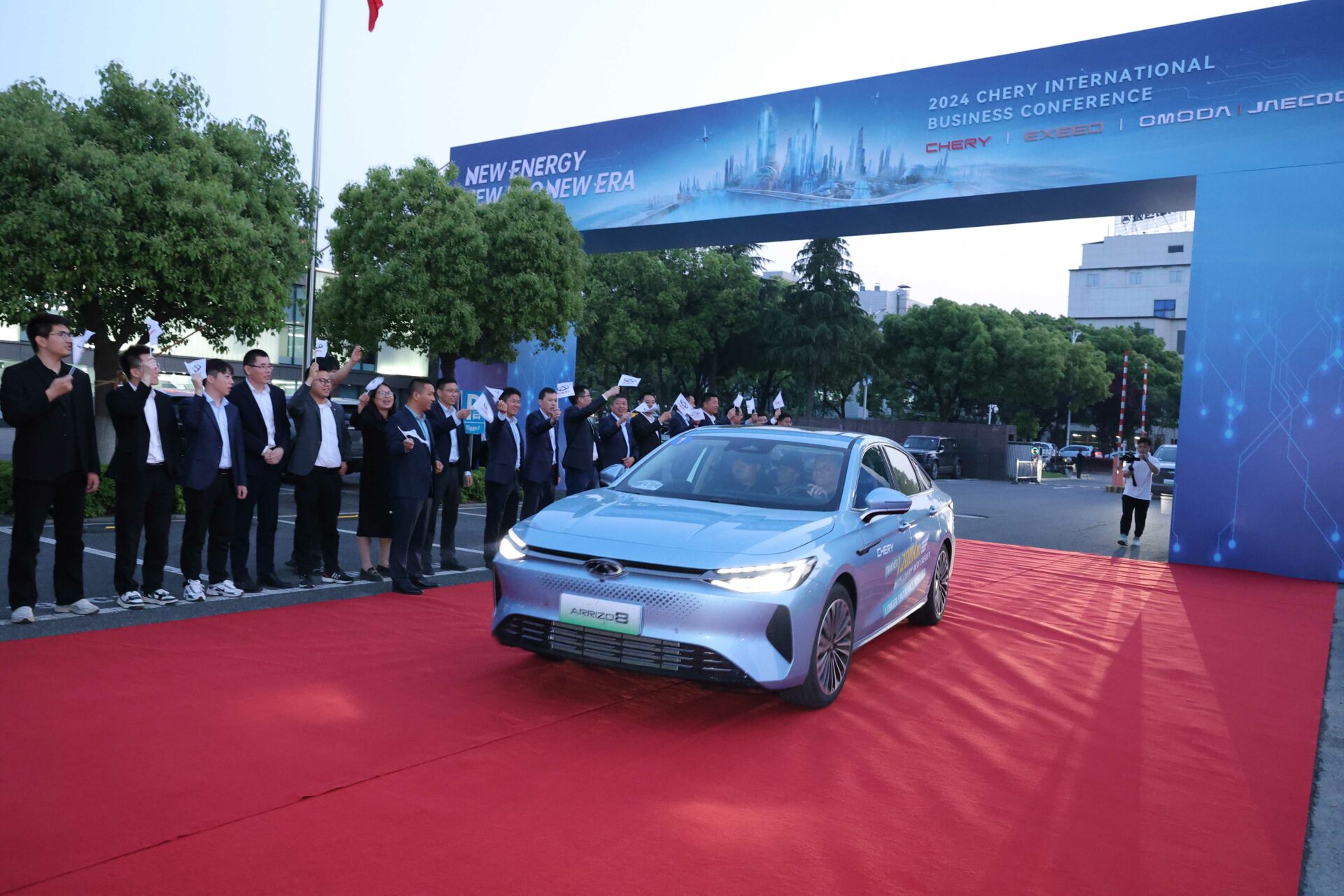 CHERY ARRIZO 8 PHEV’DEN BÜYÜK TEST