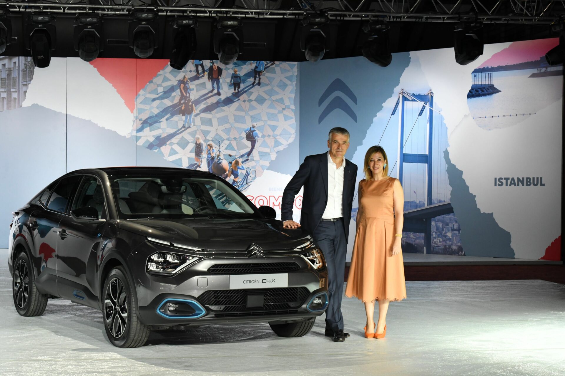 CITROËN C4X İSTANBUL’DAN DÜNYAYA TANITILDI