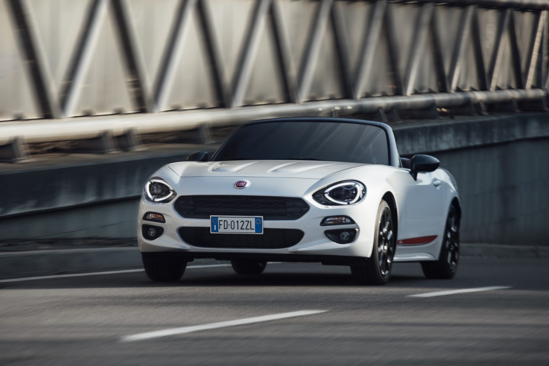 Fiat 124 Spider S-Design Türkiye’de satışa sunulacak