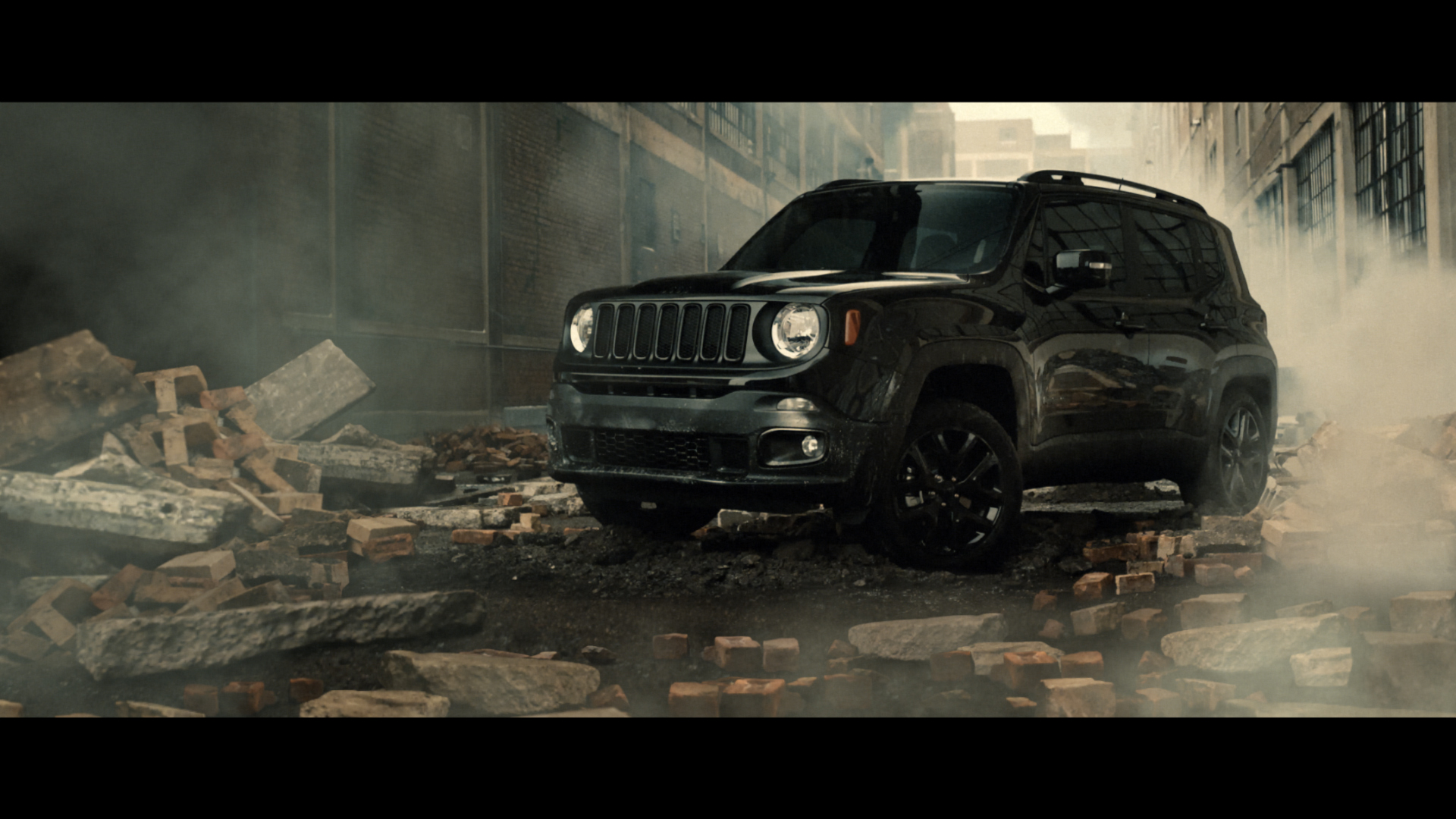 Batman v Superman’in Yeni Kahramanı Jeep Renegade