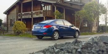 TEST: HYUNDAI ACCENT BLUE 1.4 D-CVVT MODE PLUS CVT