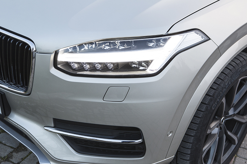 TEST: VOLVO XC90 D5