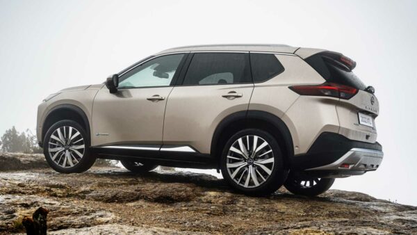 “TÜRKİYE’DE YILIN OTOMOBİLİ” NISSAN X-TRAIL OLDU