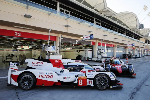 Efsane Pilot Fernando Alonso Toyota’nın Kokpitinde