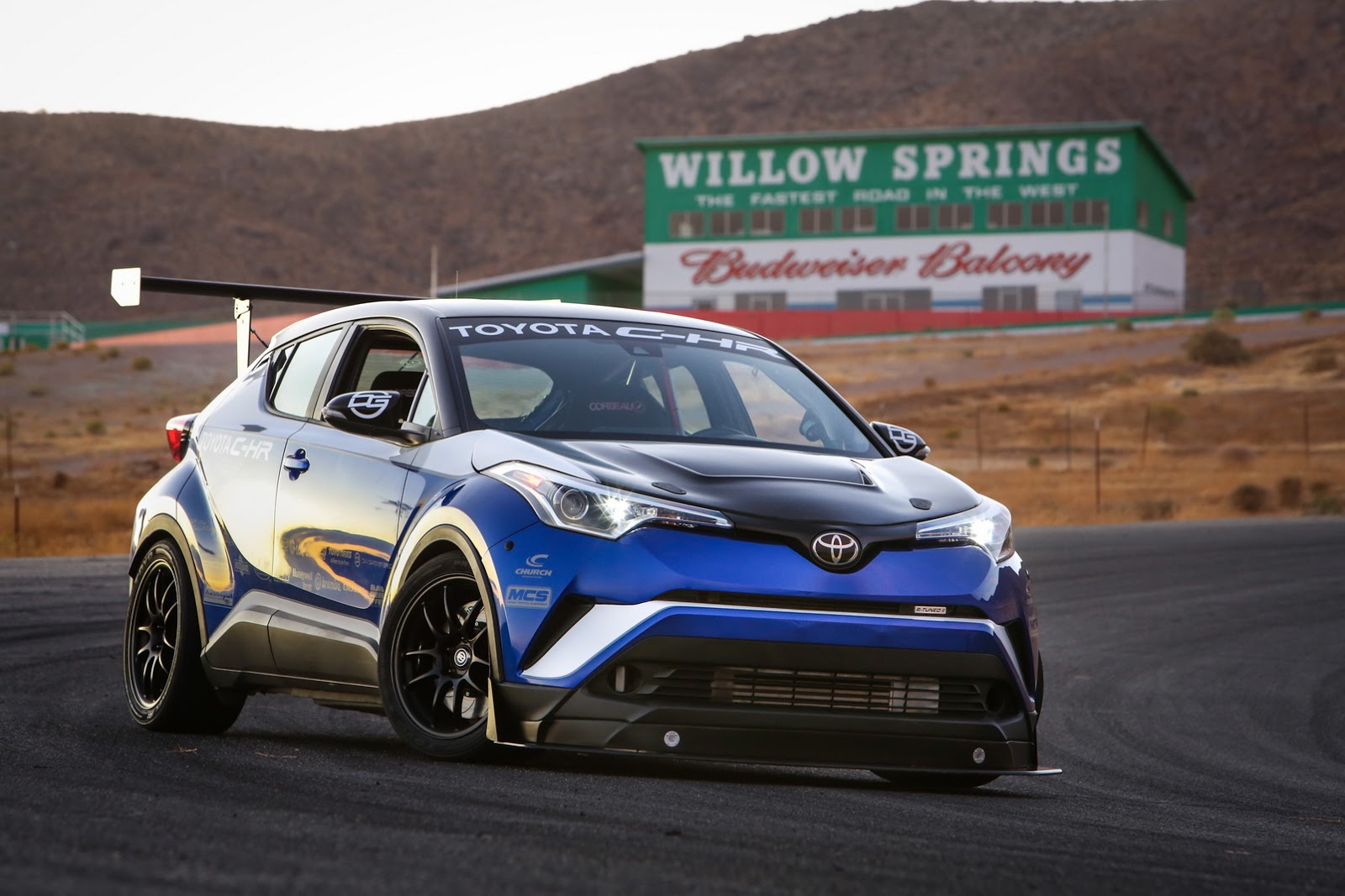 Toyota C-HR yeniden doğdu