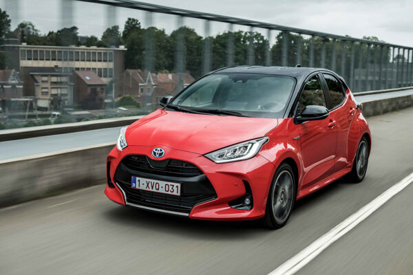 10 MİLYON TOYOTA YARIS