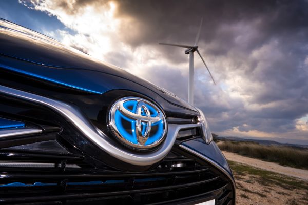Toyota’nın hibrit satışları 11 milyonu aştı