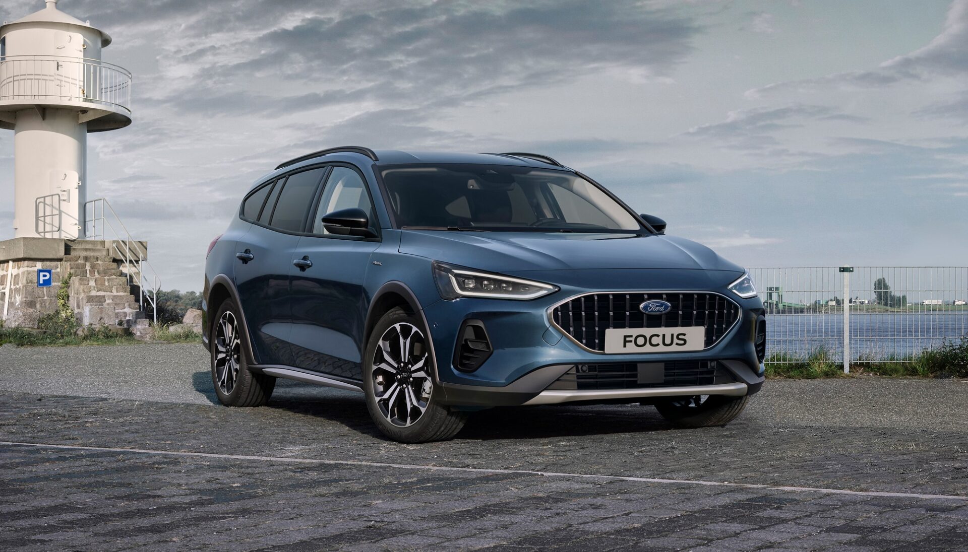 FORD FOCUS İLK KEZ HİBRİT VERSİYONU İLE TÜRKİYE’DE