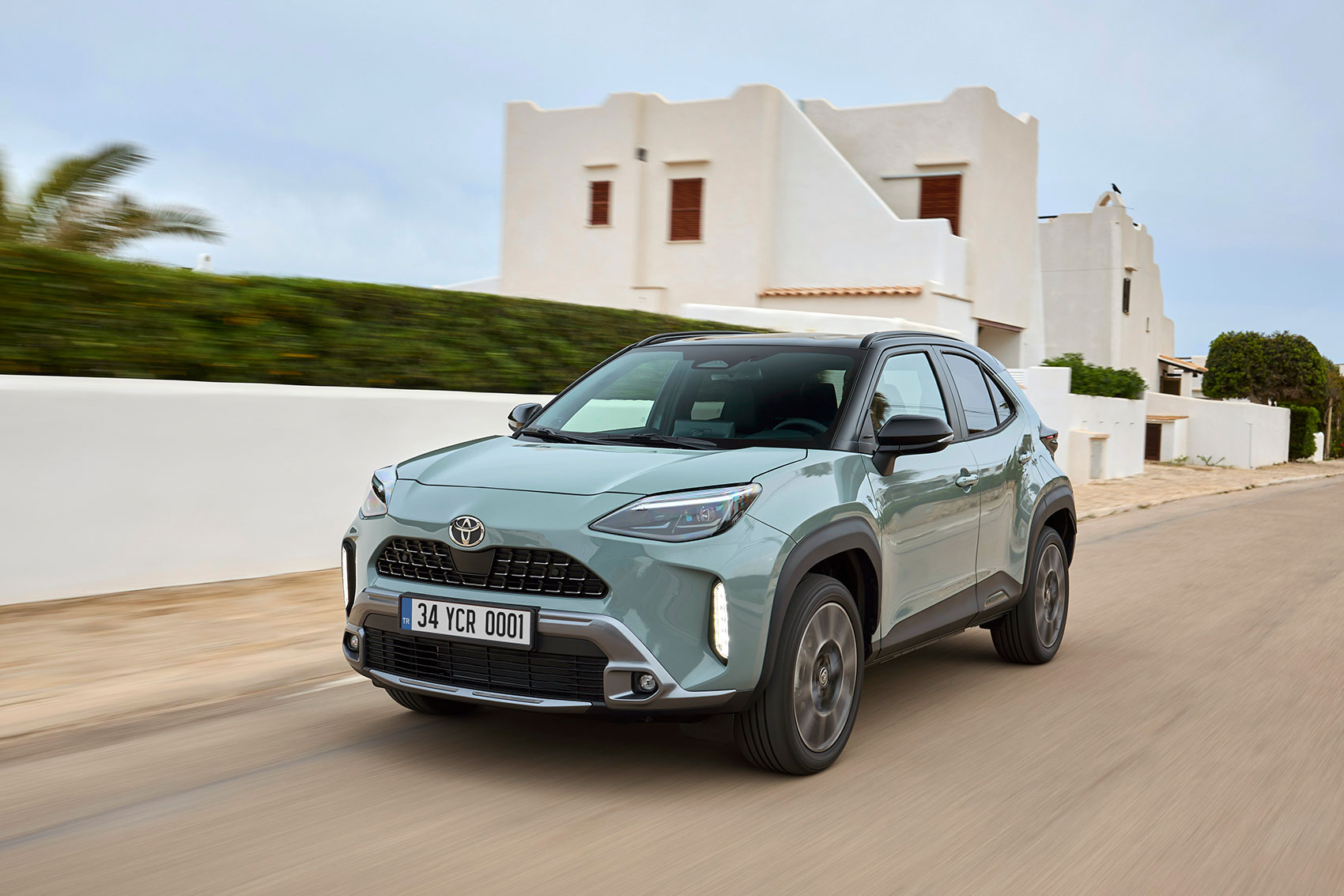 YENİ YARIS CROSS HYBRID HAZİRAN’DA TÜRKİYE’DE
