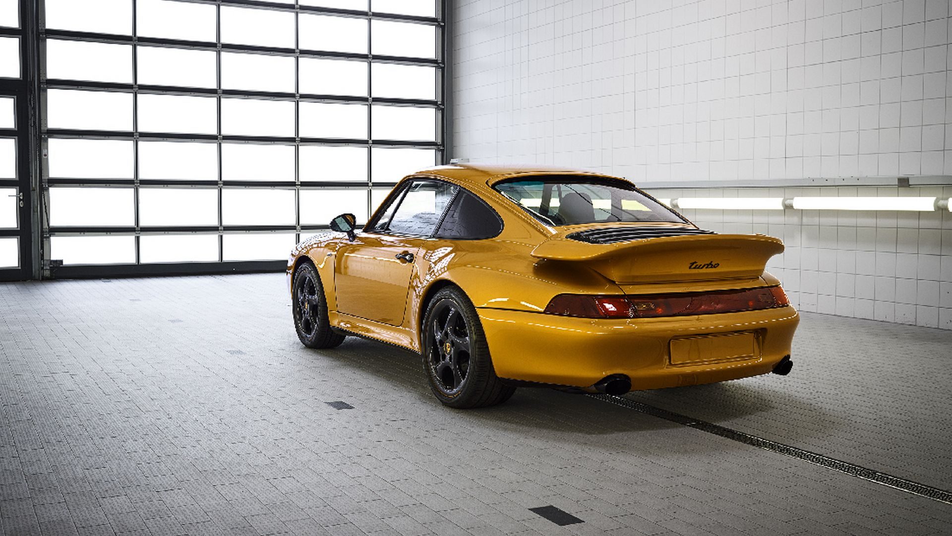 Porsche’den son model 993 Turbo!