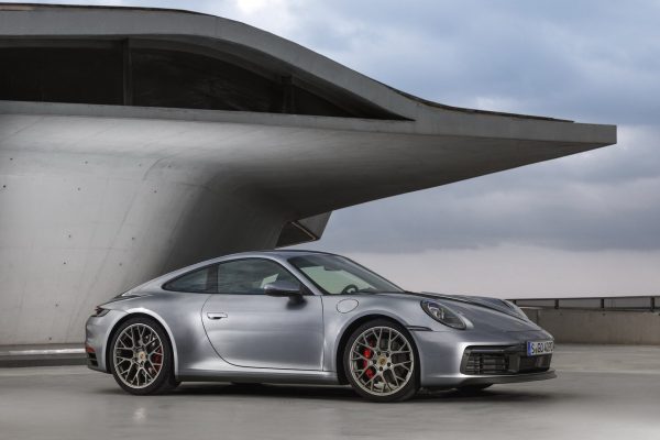 Yeni Porsche 911 karşınızda!