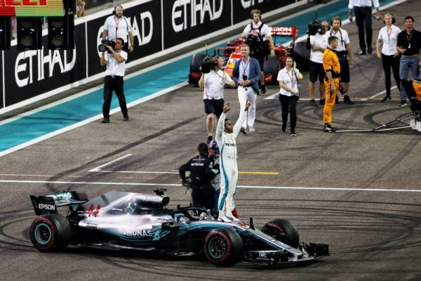 Hamilton bu sene de şampiyon