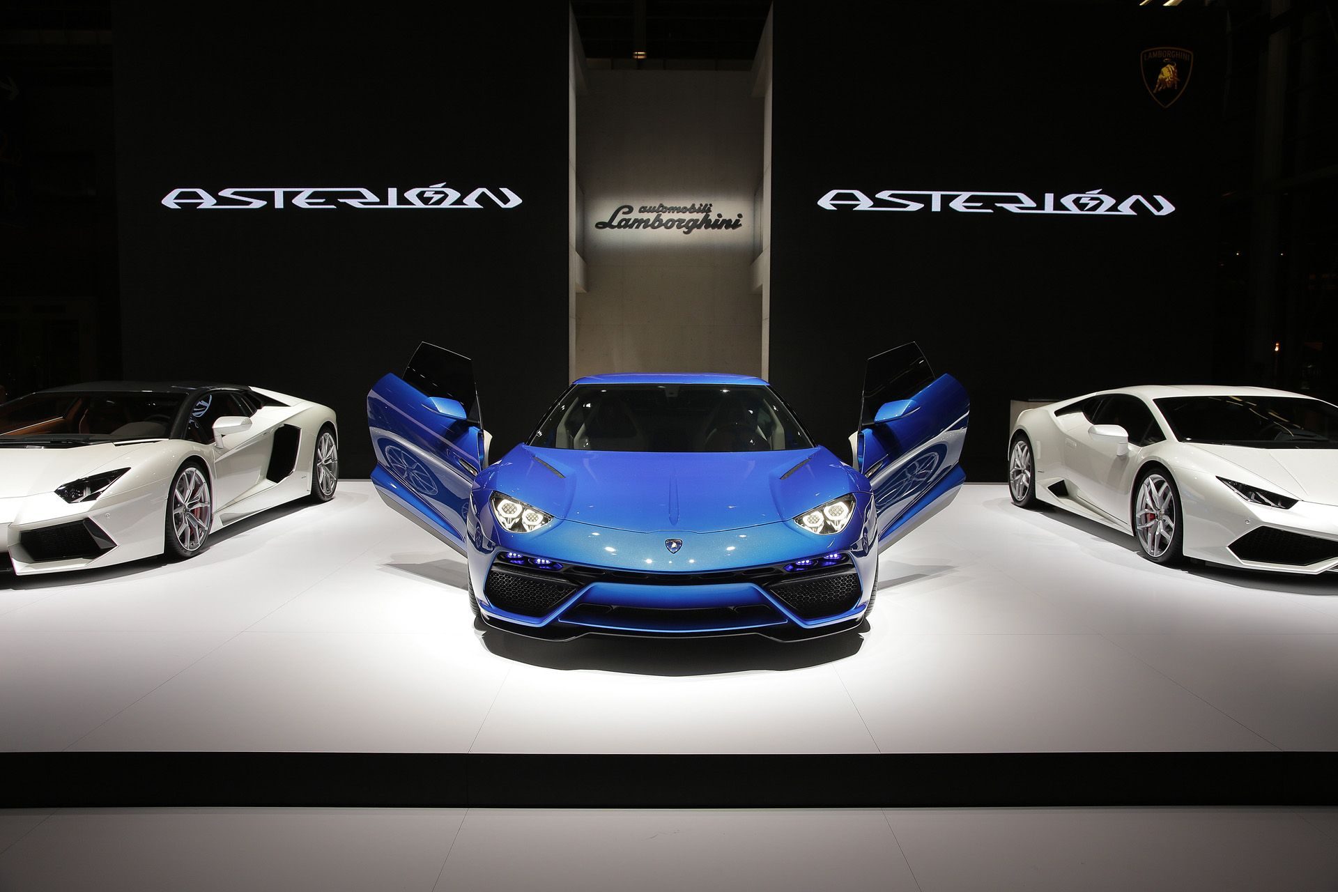 Lamborghini bu seneki Paris fuarını da es geçiyor